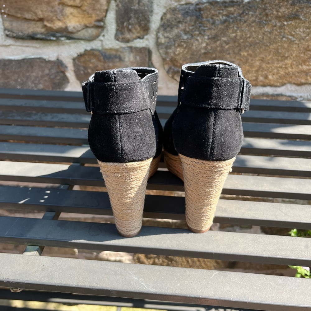 Marc Fisher Wedge Heels - image 5